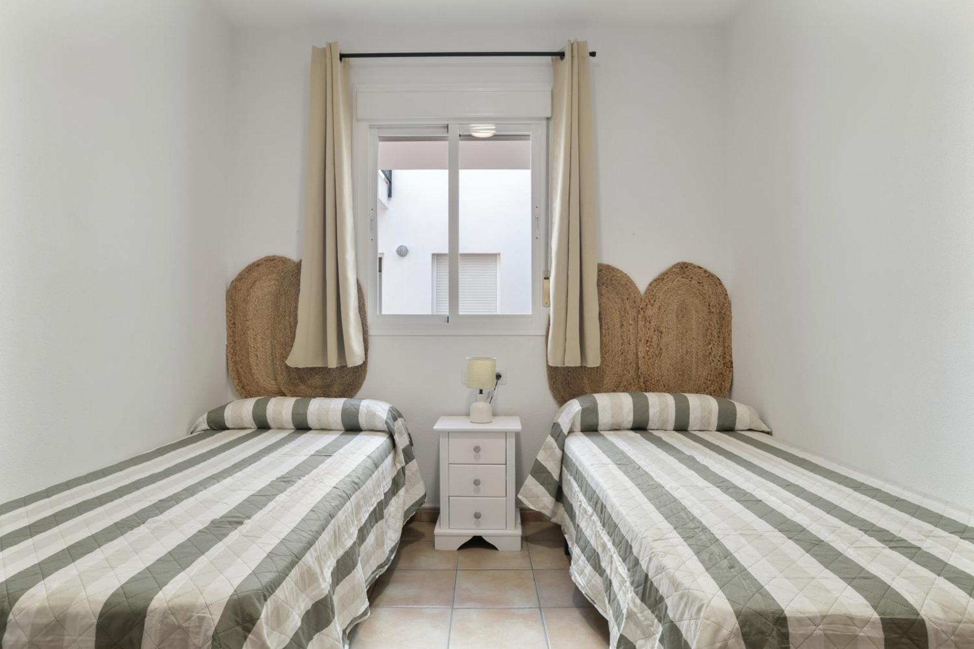 Apartamento Perez Zara 5 Conil De La Frontera Buitenkant foto